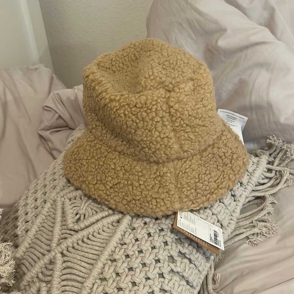 Bucket Hat